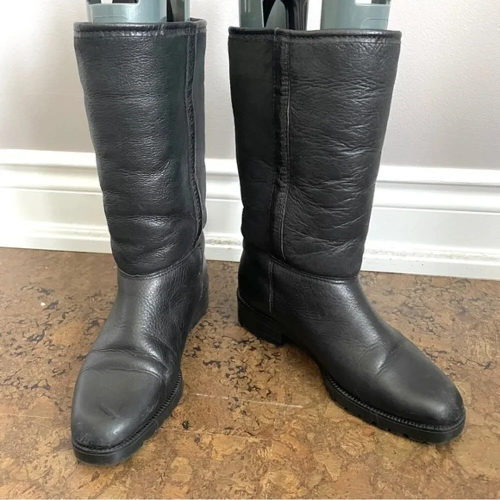 Unique Vintage black sheepskin